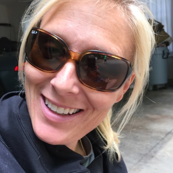 Meet your Posher, Auburn - Picture 1 of 1