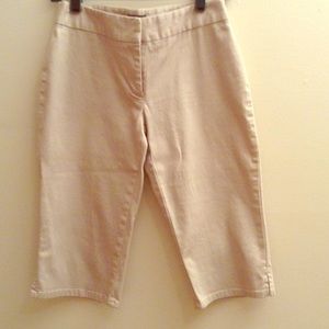 Khaki Capri's
