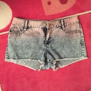 Hombre tye-dyed high waisted jean shorts
