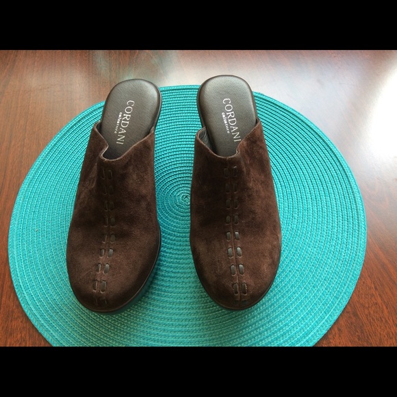 Cordani Suede Clogs