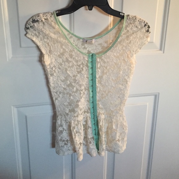 White floral print top - Picture 1 of 2