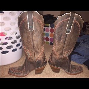 Pair of Tony Lama 20 in boots size 7.5! Brand new
