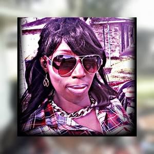 Meet your Posher, Ronesha