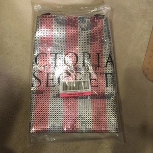 Brand new limited edition vs embellished tote