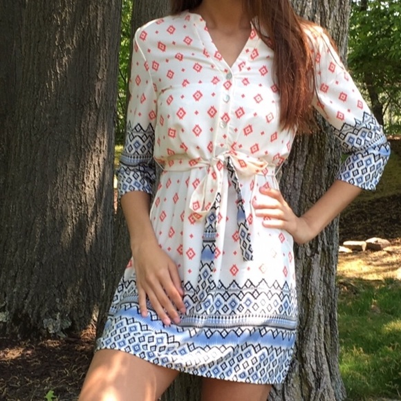 Ivory Belted Shirtdress - Picture 3 of 4