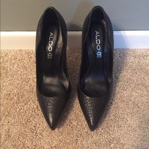Aldo black heels