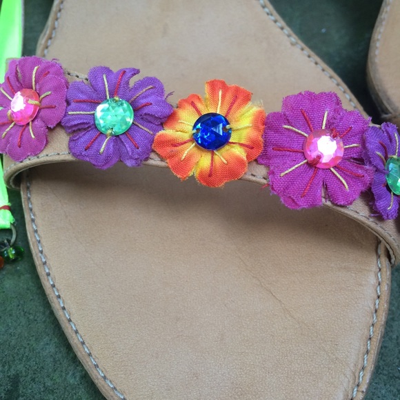 Cindy Says Couture floral Vision Armandi sandal - Picture 2 of 4