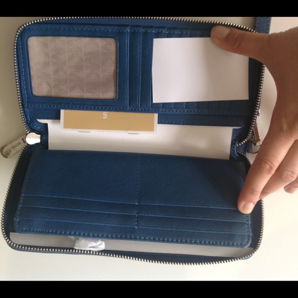 NWT MICHAEL KORS JETSET WALLET WRISTLET BLUE - Picture 3 of 5
