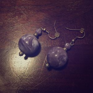 2 pairs of purple earrings!