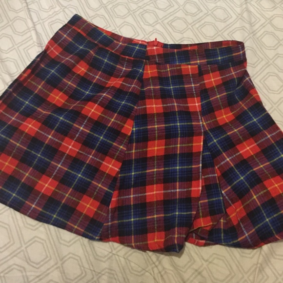 Plaid skirt