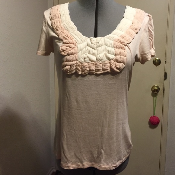 SOLD Banana Republic Adorable woman blouse
