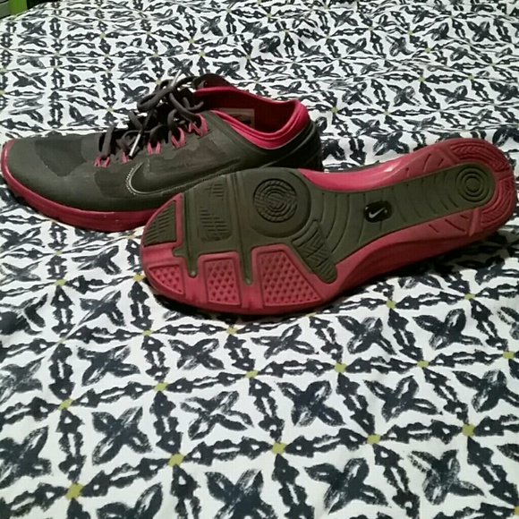 Nike Lunar Hyperworkout sneakers