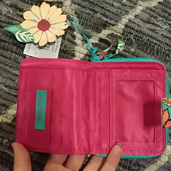 Floral purse with wallet and sunglasses - Picture 2 of 4