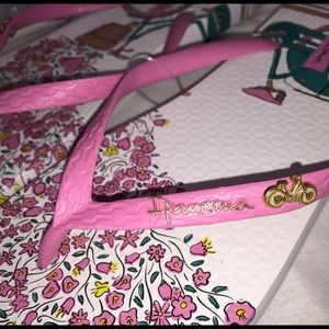 New!! Ipanema Bouqet Flip Flops