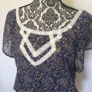 Wrangler top with Lace detail