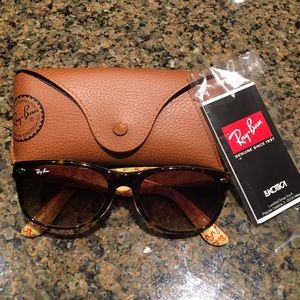 Ray-Ban Sunglasses