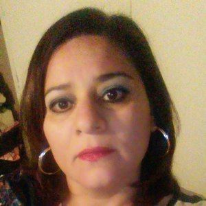 Meet your Posher, Mireya