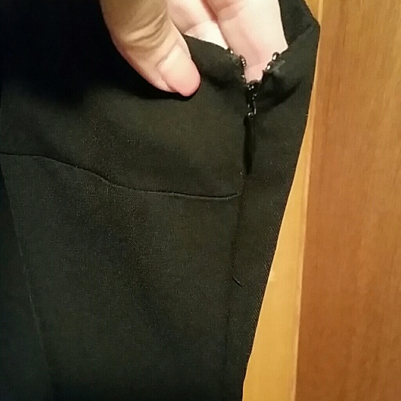 Outfit Petite black simple cocktail dress - Picture 3 of 4