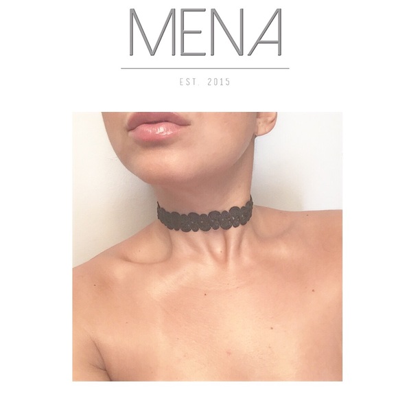 CHOKER OBSESSION!!! - Picture 3 of 3
