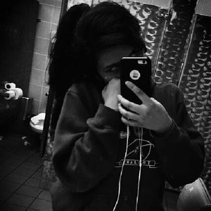 Meet your Posher, Leilani