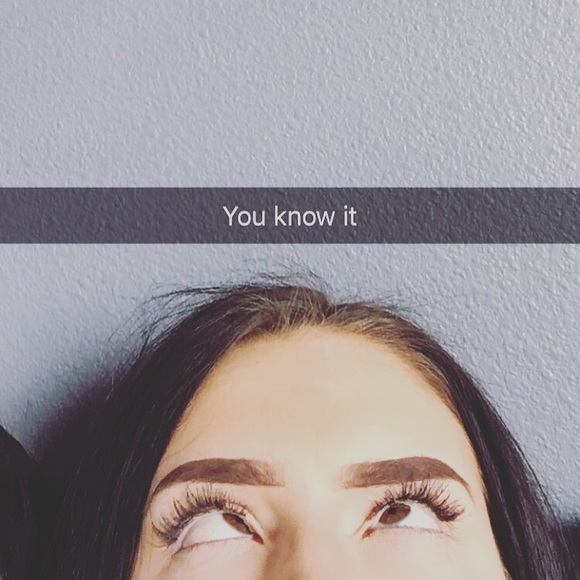 Meet your Posher, Amber - Picture 1 of 1