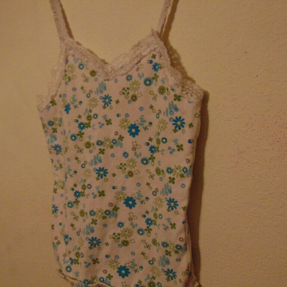 A tank top with Lace lining