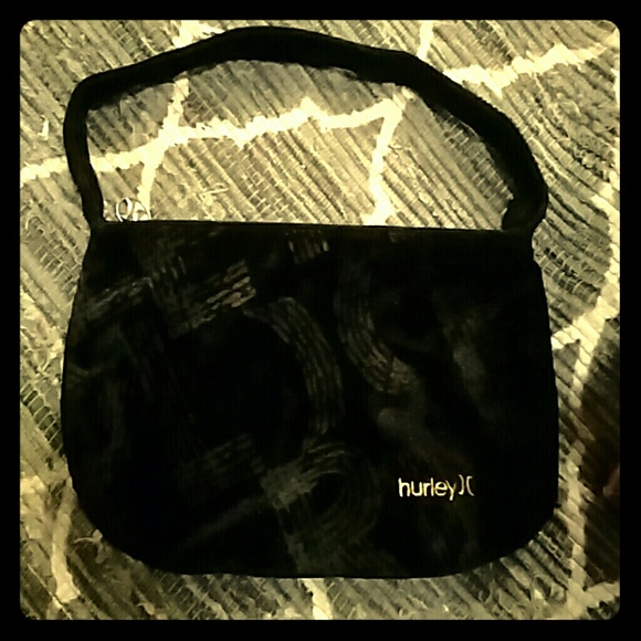 Black and gold Hurley purse