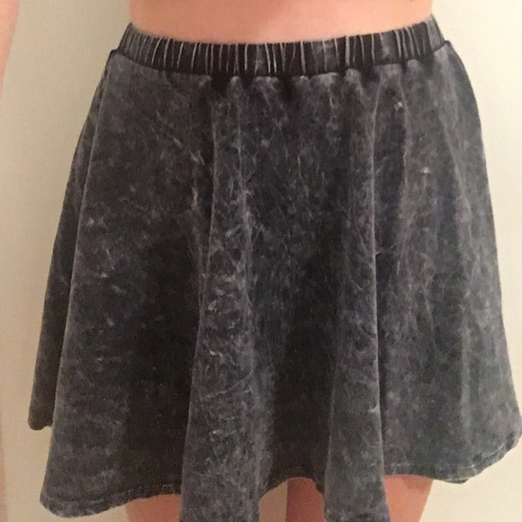 grey skater skirt - Picture 4 of 4