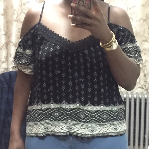 NEW! Forever 21 Aztec print Blouse