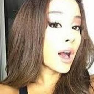 Meet your Posher, Leanne