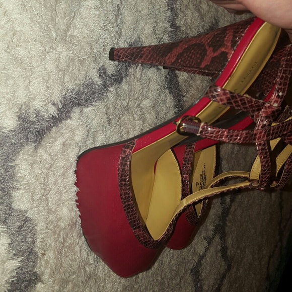 nine west high heels