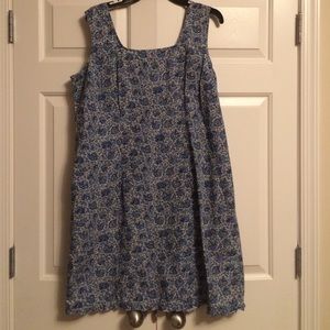 Cute sundress.