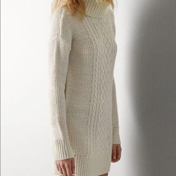 American Eagle cowl neck sweater dress, never worn - Picture 2 of 4