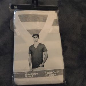 NWT American Apparel Jersey V-Neck T-Shirt