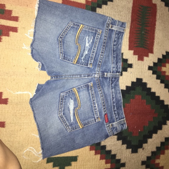 Denim vintage distressed shorts - Picture 2 of 4