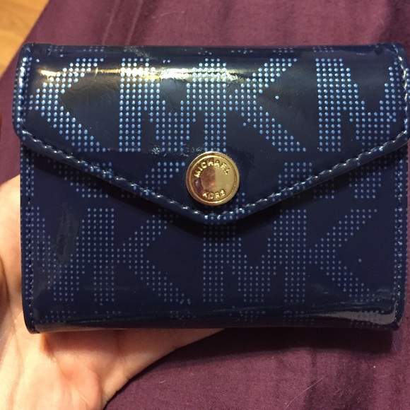 Michael Kors change purse