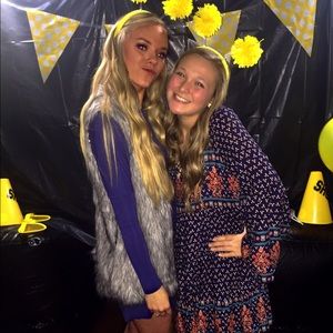 Meet your Posher, Cara