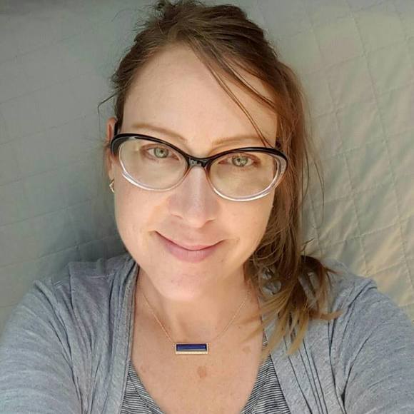 Meet your Posher, Jennifer