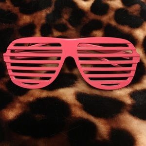 Hot pink Kayne glasses!