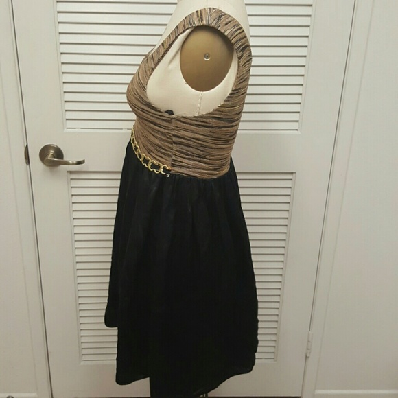 Mini dress - Picture 2 of 4