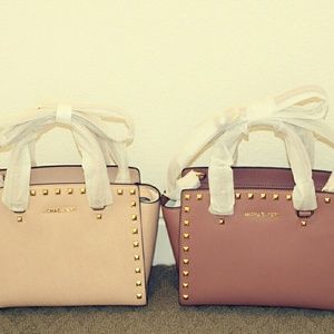 *NWT* Michael Kors Selma Medium Studded Sactchel