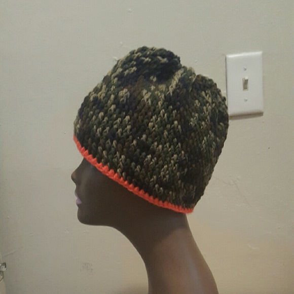 Crochet hat - Picture 2 of 3