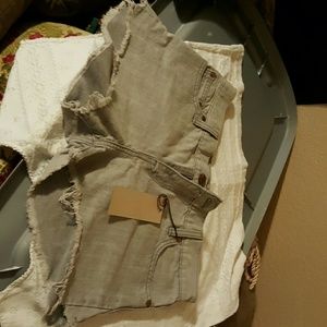 Levi's Daisy duke style demin shorts