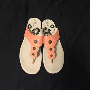 Propét Monica Elite Thong Sandals