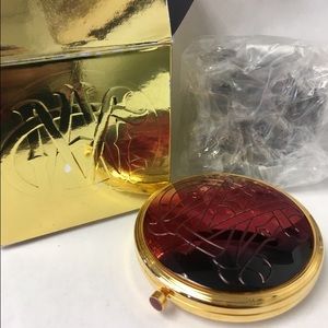 MAC Monogram Sheer Mystery Powder "Light Medium"