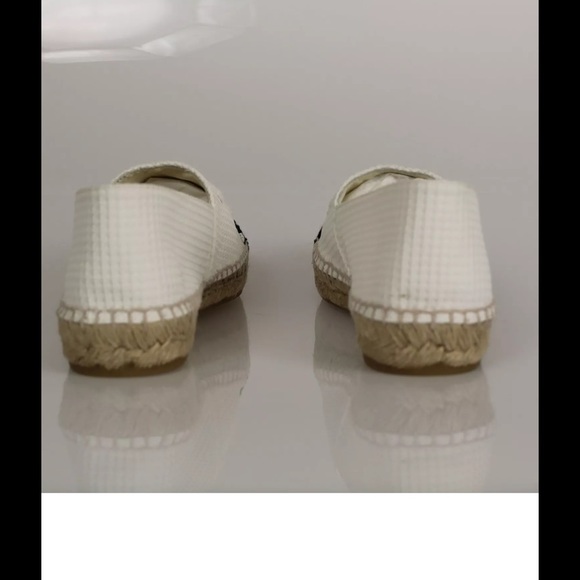 💕Chanel Espadrilles💕 - Picture 2 of 4