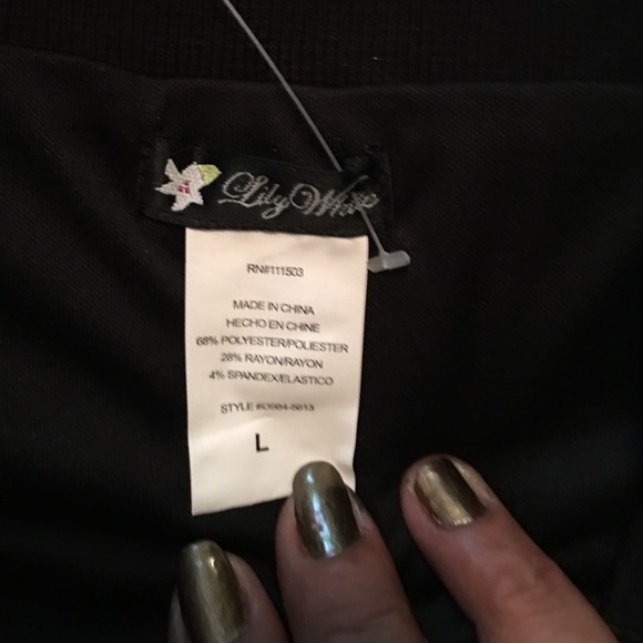 Mini beautiful skirt - Picture 3 of 3