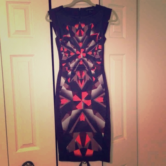 Gorgeous Cap Sleeved Knee-Length Dress