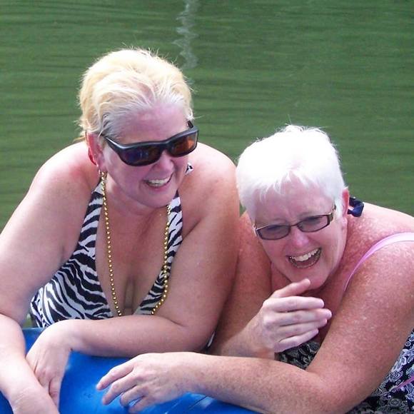 Meet your Posher, Clella - Picture 1 of 1