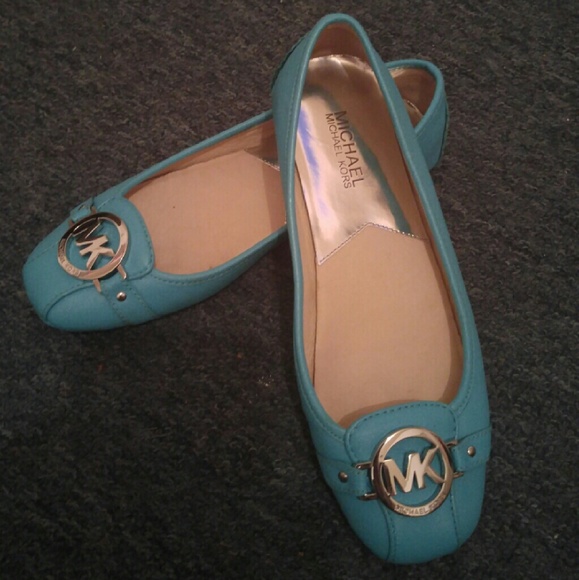 Michael Kors flats